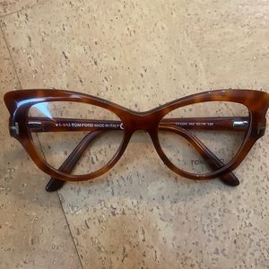 NWT Tom Ford cat eye glasses.